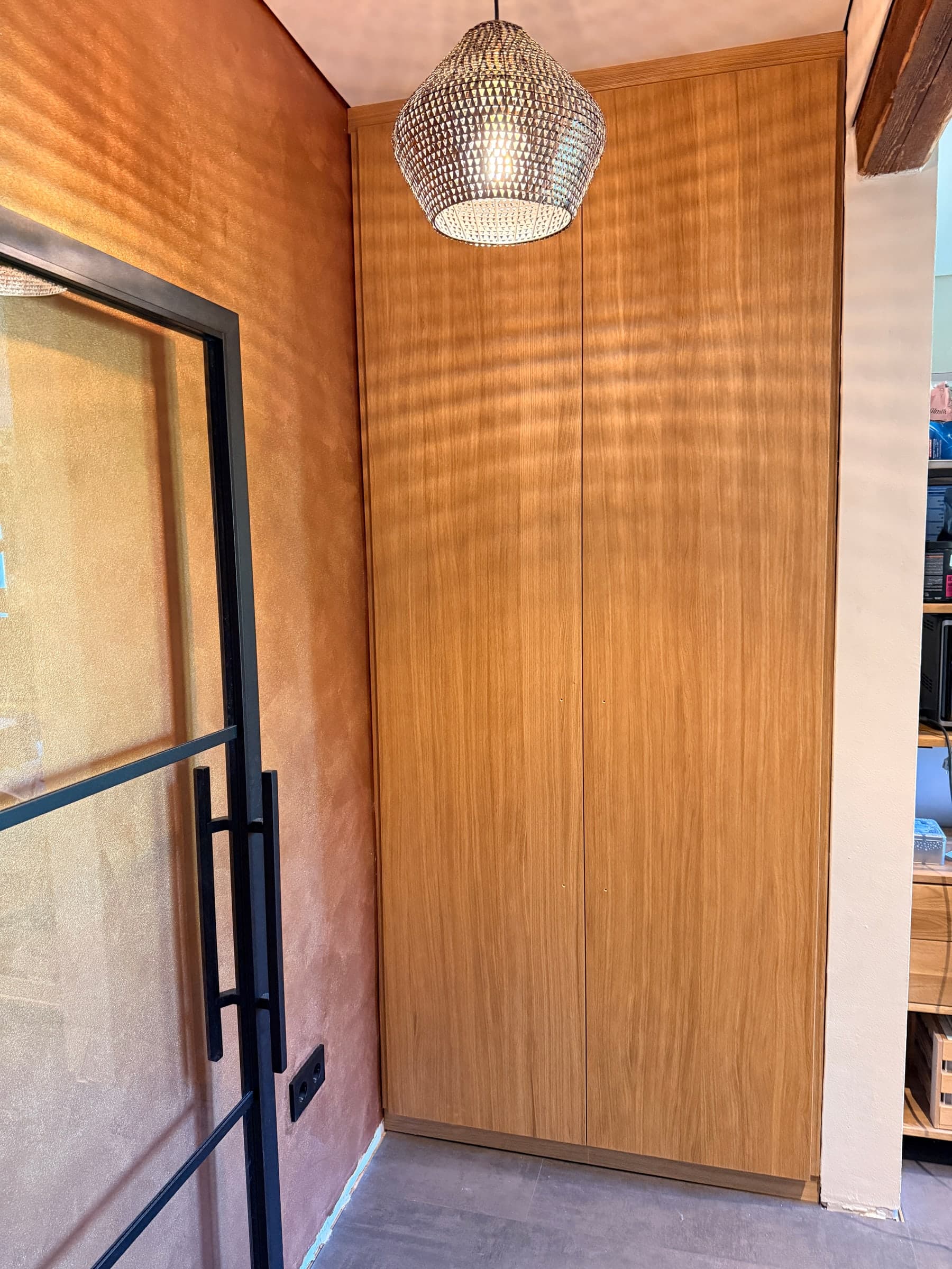 Einbauschrank aus Eiche — Projekt Schwetzingen — Detail 2