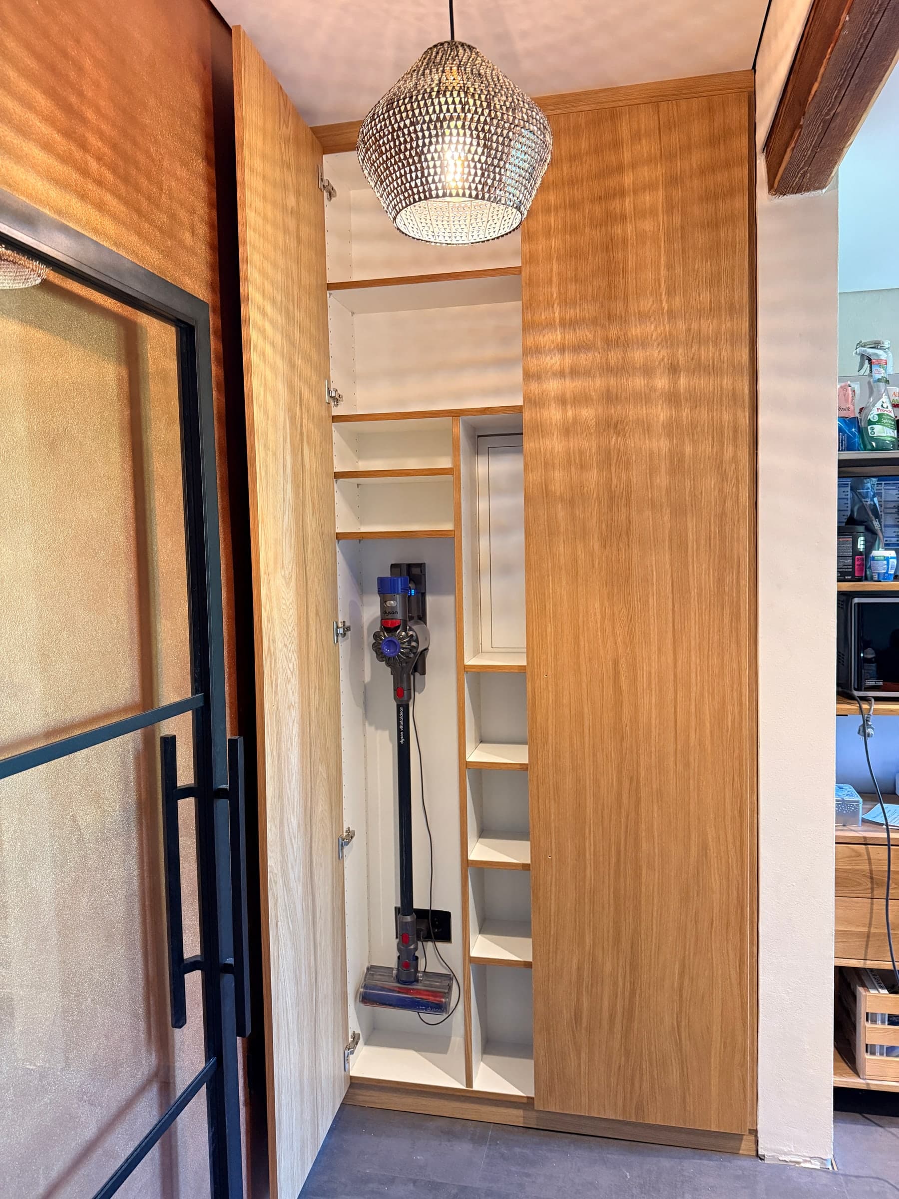 Einbauschrank aus Eiche — Projekt Schwetzingen — Detail 5