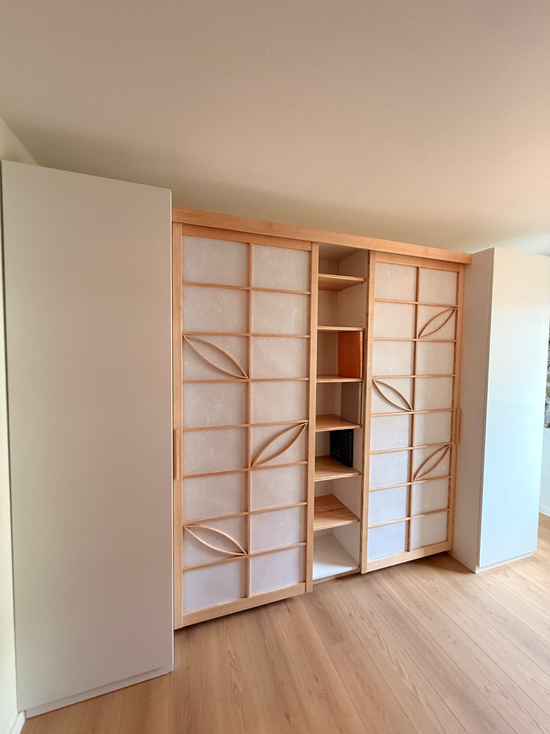 Shoji-Einbauschrank aus Ahorn — Projekt Schriesheim — Detail 6