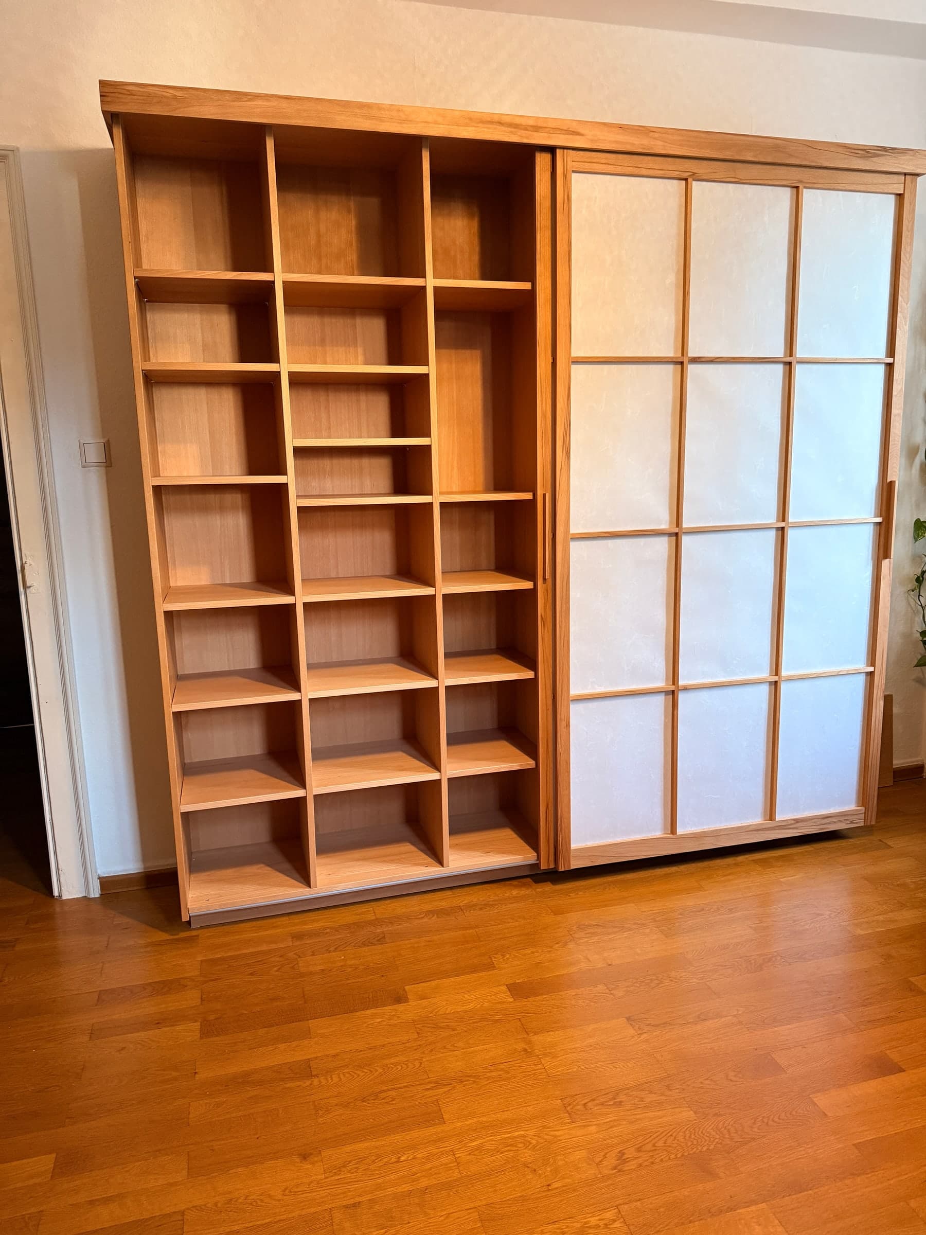 Schrank aus Kernbuche mit Shoji-Front — Werkstatt-Projekt — Detail 6