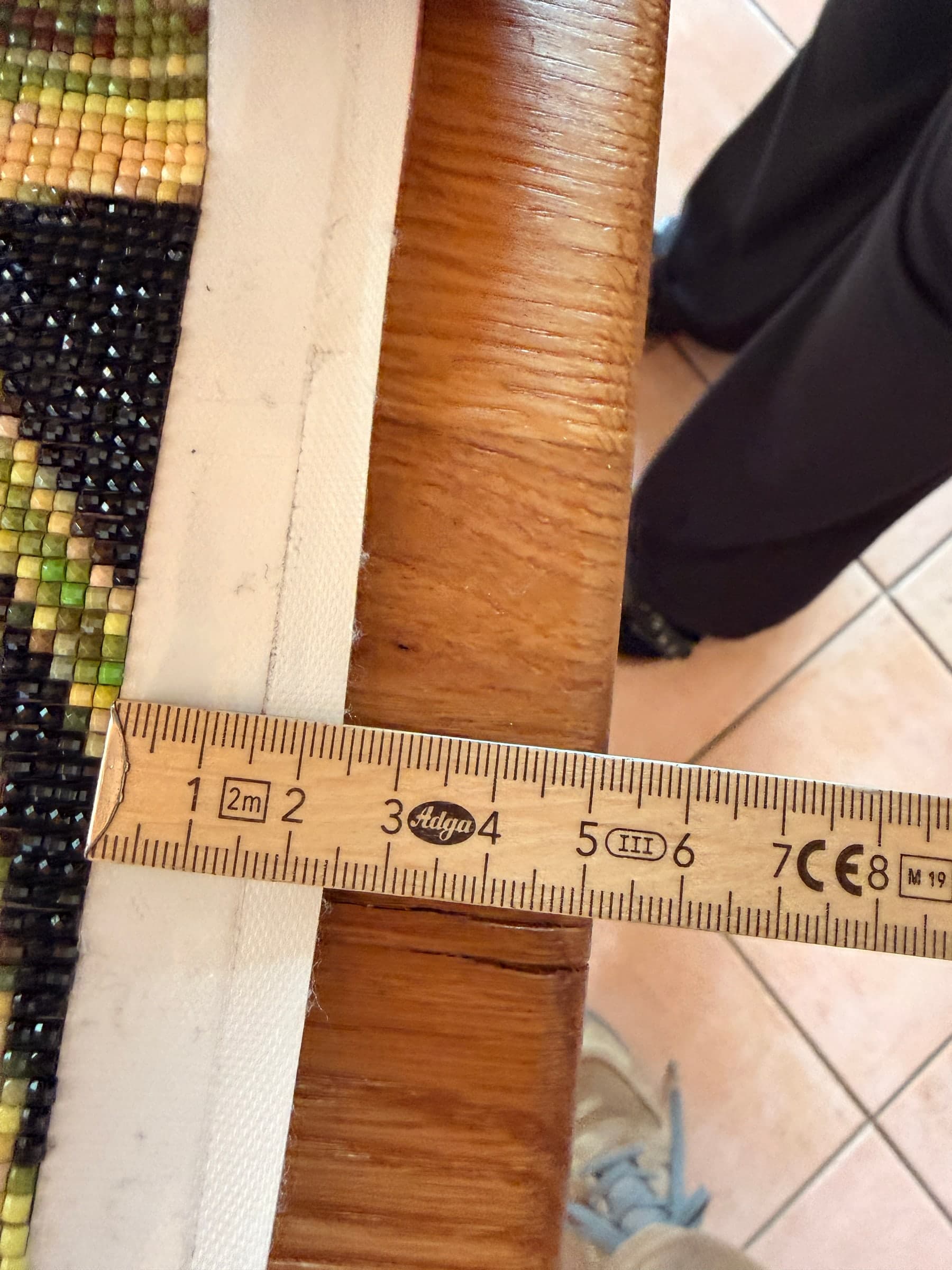 Esstisch und Kommoden aus Wildeiche — Projekt Hochhausen — Detail 4